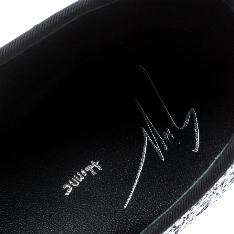 Pre Owned Giuseppe Zanotti Metallic Black/Silver Coarse Glitter Kevin Shark Tooth Tassel Smoking Slippers Size 43.5