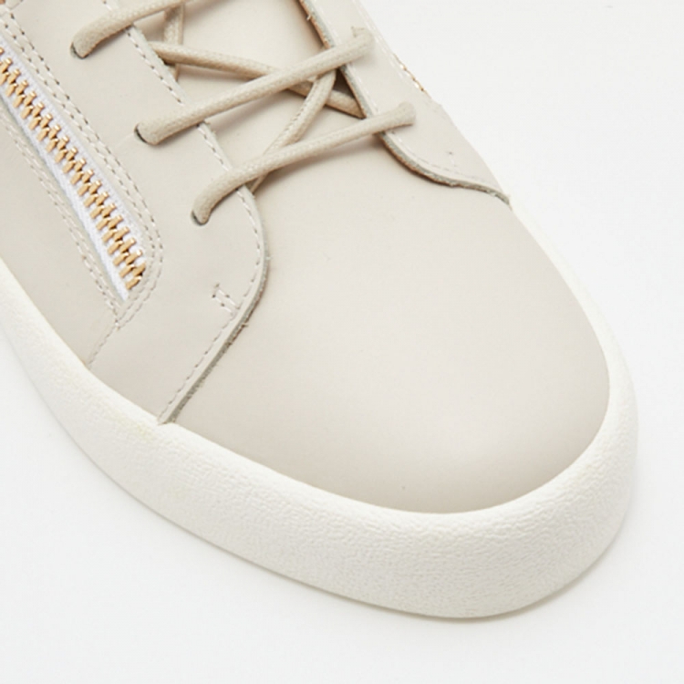 Pre Owned Giuseppe Zanotti Light Brown/Grey Suede and Leather Low Top Sneakers Size 43