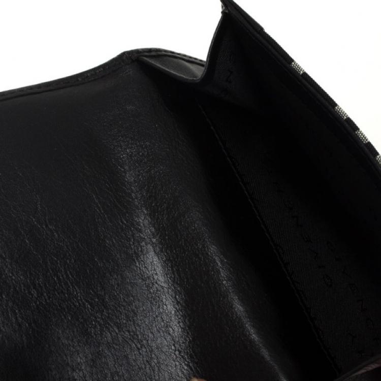 Pre Owned Givenchy Signature Wallet