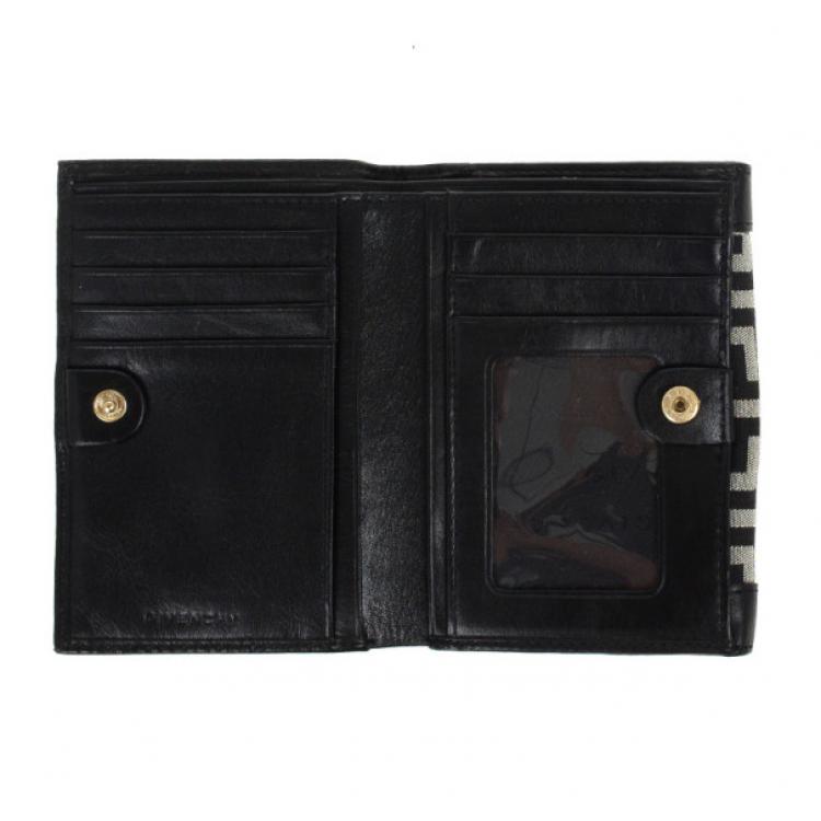 Pre Owned Givenchy Signature Wallet