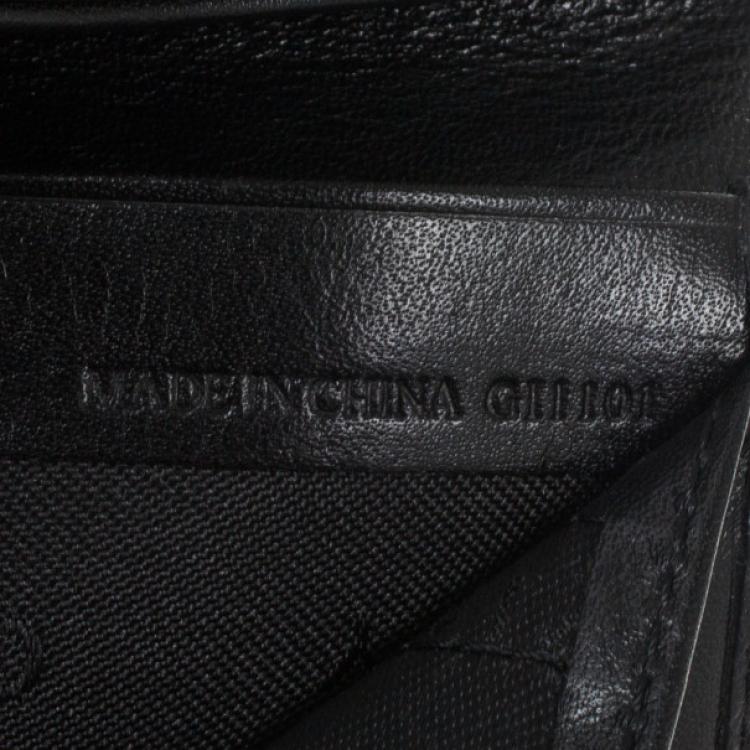 Pre Owned Givenchy Signature Wallet