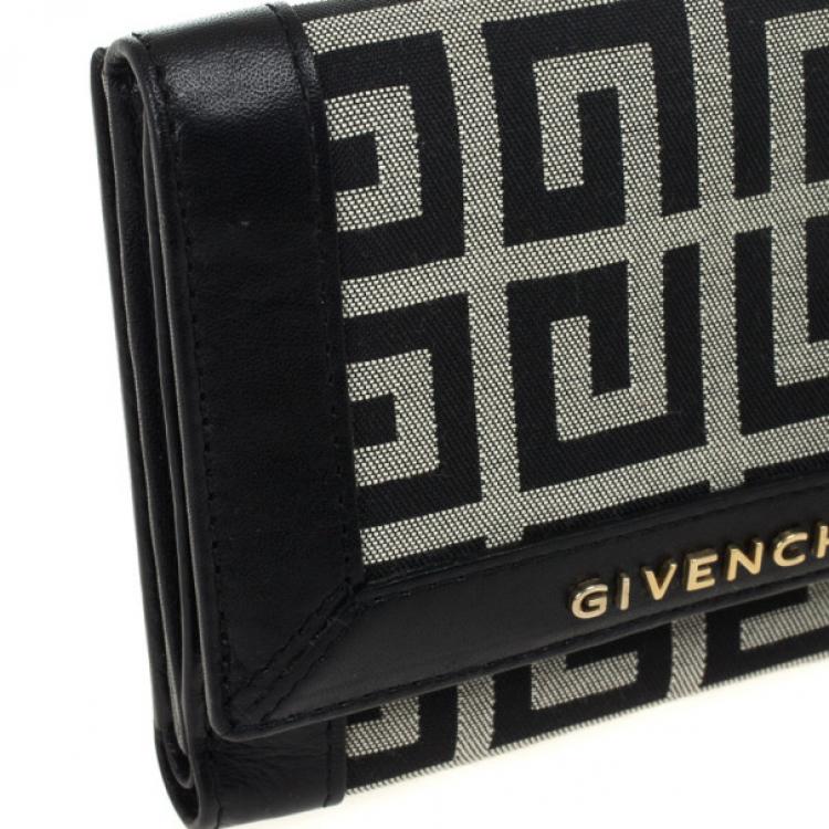 Pre Owned Givenchy Signature Wallet