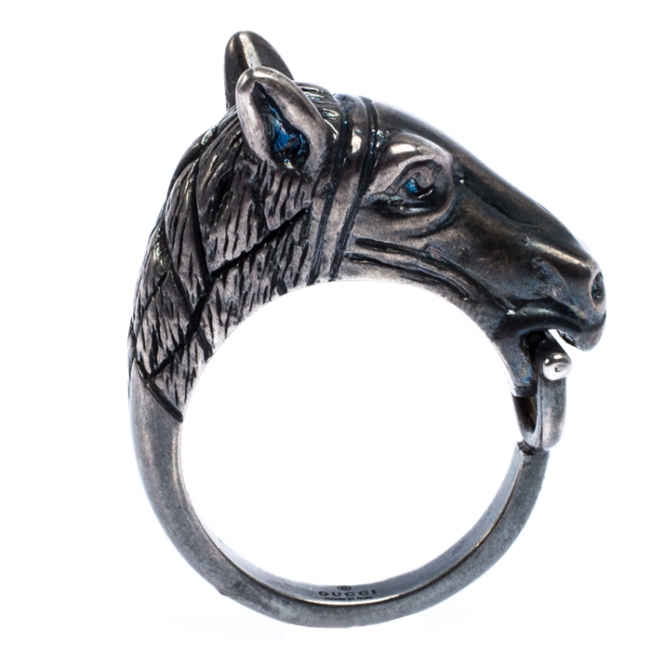 Pre Owned Gucci Detailed Horsehead Motif Silver Ring Size 66