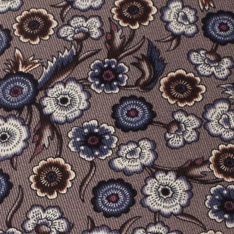 Pre Owned Gucci Grey Floral Print Silk Tie