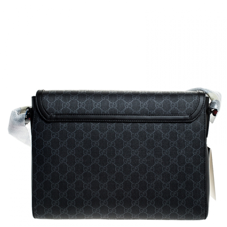 Pre Owned Gucci Black GG Supreme Canvas and Leather Web Messenger Bag