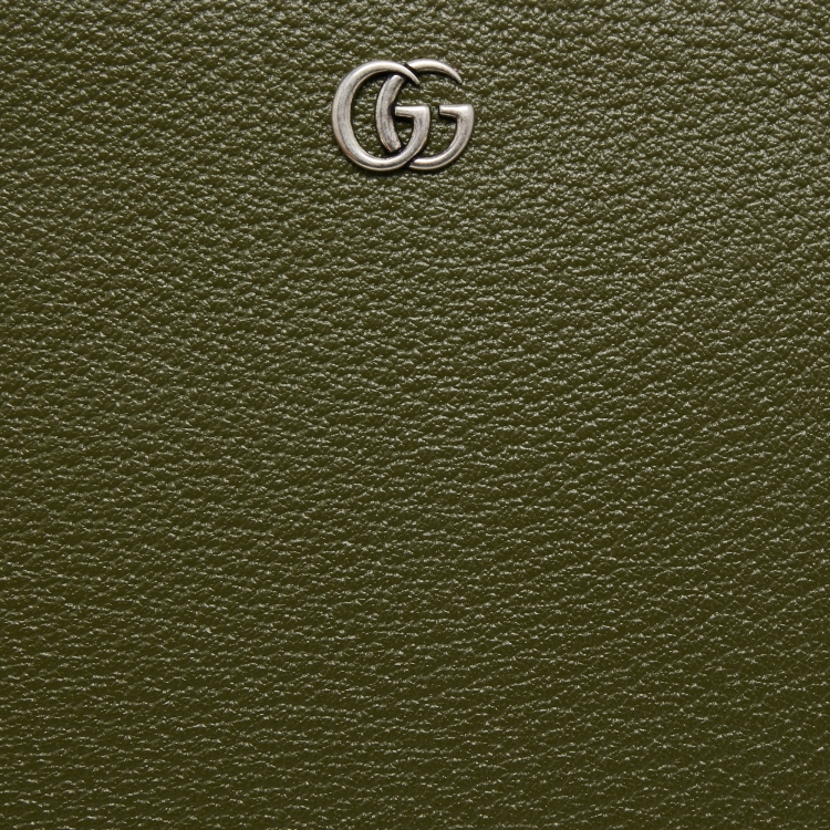 Pre Owned Gucci Fatigue Green Leather GG Marmont Pouch