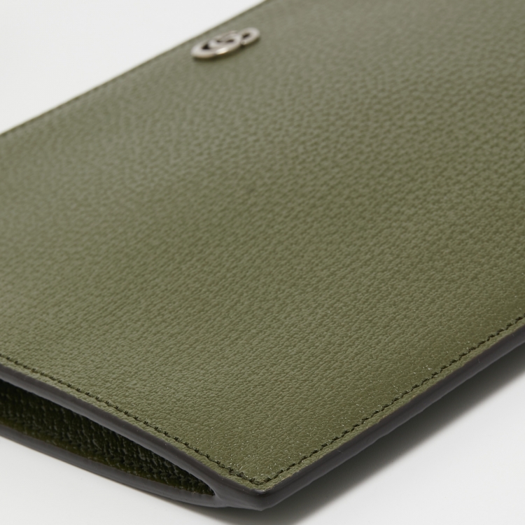 Pre Owned Gucci Fatigue Green Leather GG Marmont Pouch
