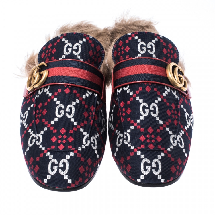Pre Owned Gucci Blue Diamond Jacquard Fabric And Fur Lined Princetown Mules Sandals Size 42