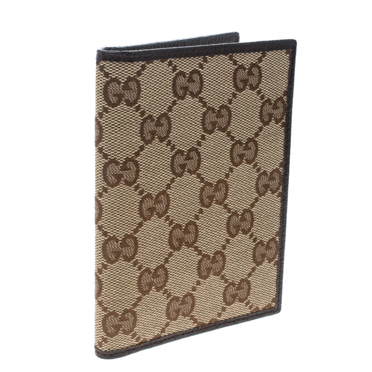 Pre Owned Gucci Beige/Brown GG Canvas and Leather Passport Cover