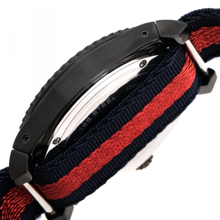 Pre Owned Gucci Black PVD Coated Stainless Steel Dive Tiger Embroidered 136.2 Men's Wristwatch 45 mm