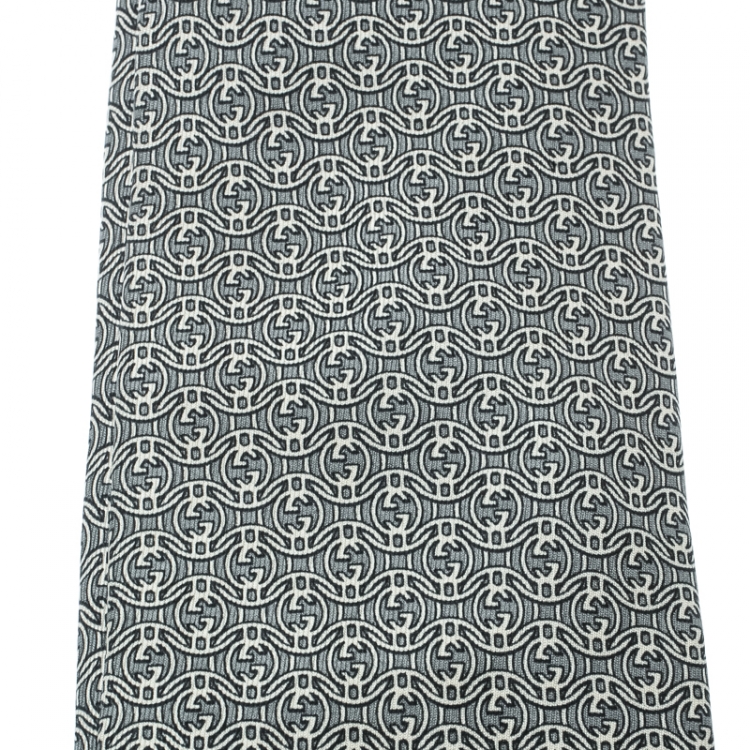 مملوكة مسبقًا Gucci Grey and Off White Interlocked GG Printed Silk Traditional Tie