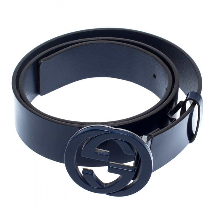 Pre Owned Gucci Navy Blue Patent Leather Interlocking GG Belt Size 105CM
