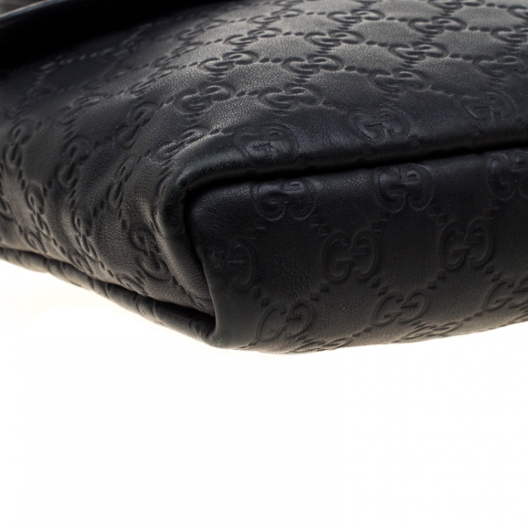Pre Owned Gucci Black Guccissima Leather Messenger Bag