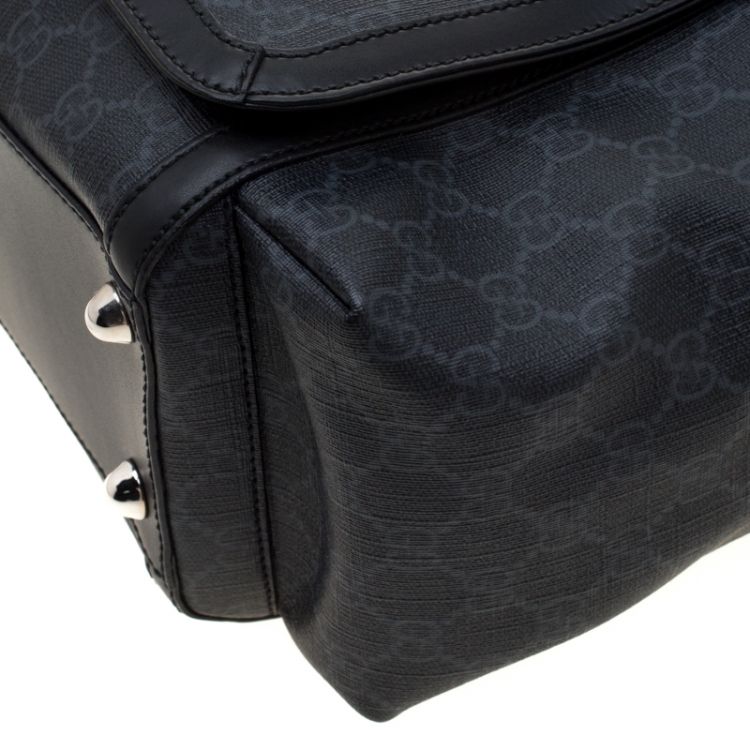 مملوكة مسبقًا Gucci Black GG Supreme Canvas Web Diaper Bag