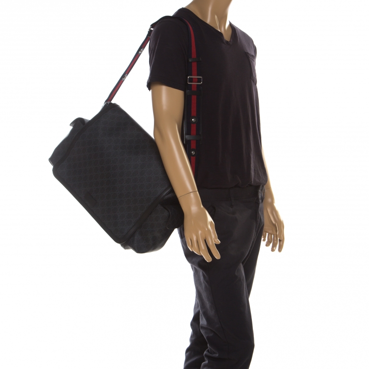 Gucci Unisex GG Supreme Tote Bag in Black