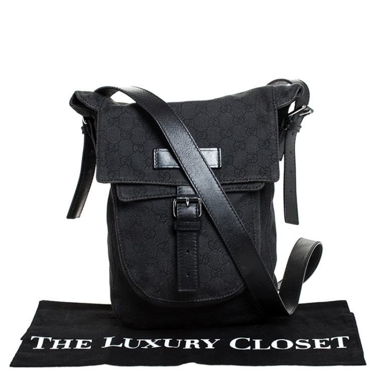 Pre Owned Gucci Black GG Canvas Messenger Bag