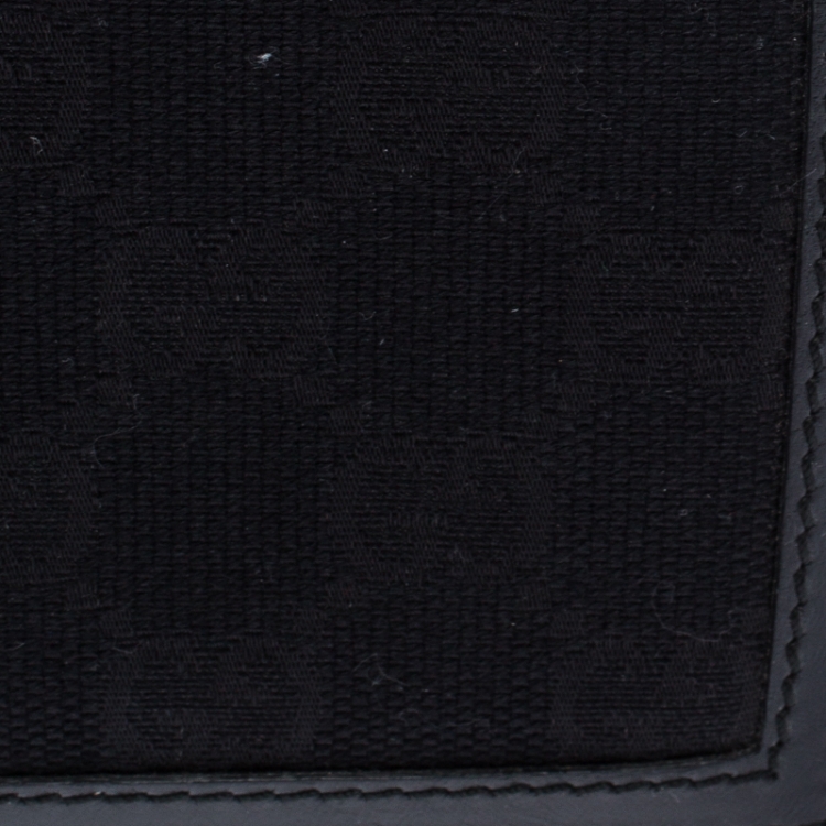 Pre Owned Gucci Black GG Canvas and Leather Bifold Wallet