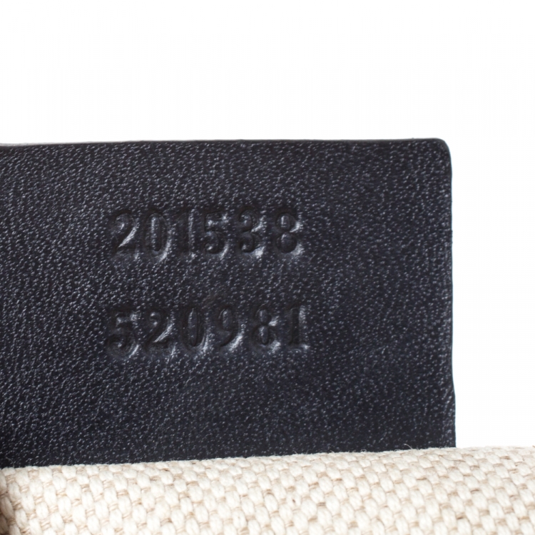 Pre Owned Gucci Navy Blue GG Supreme Coated Canvas Messenger Bag