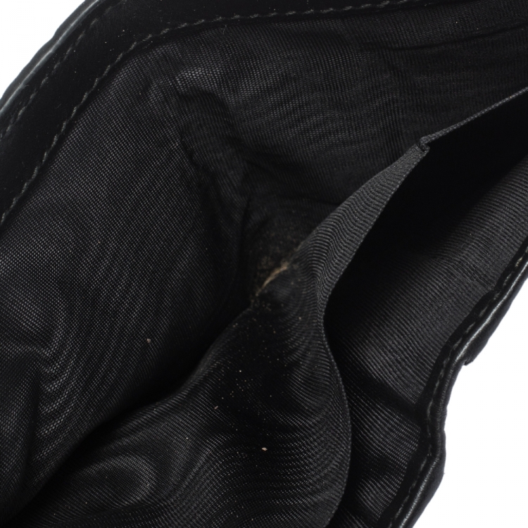 مملوكة مسبقًا Gucci Black Guccissima Leather Web Bifold Wallet