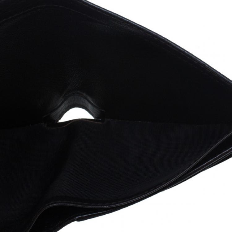 Pre Owned Gucci GG Supreme Compact Wallet