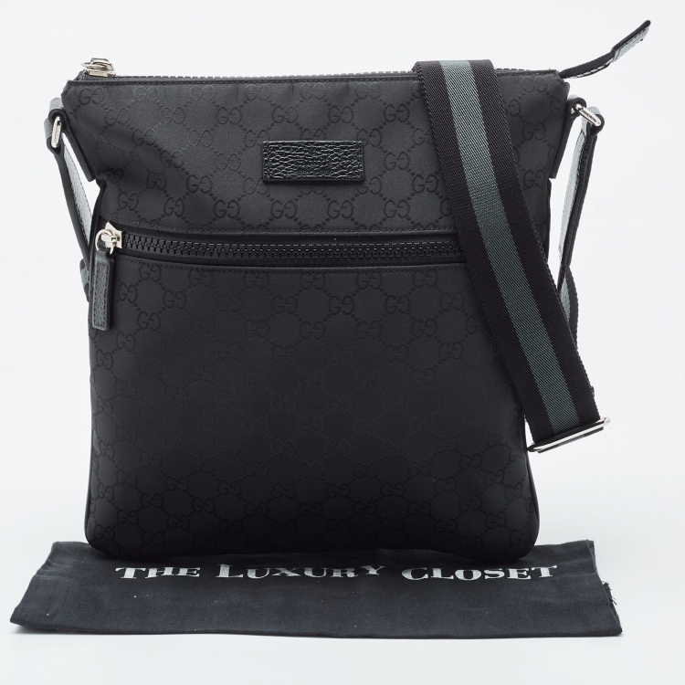 Pre Owned Gucci Black GG Nylon and Leather Messenger Bag