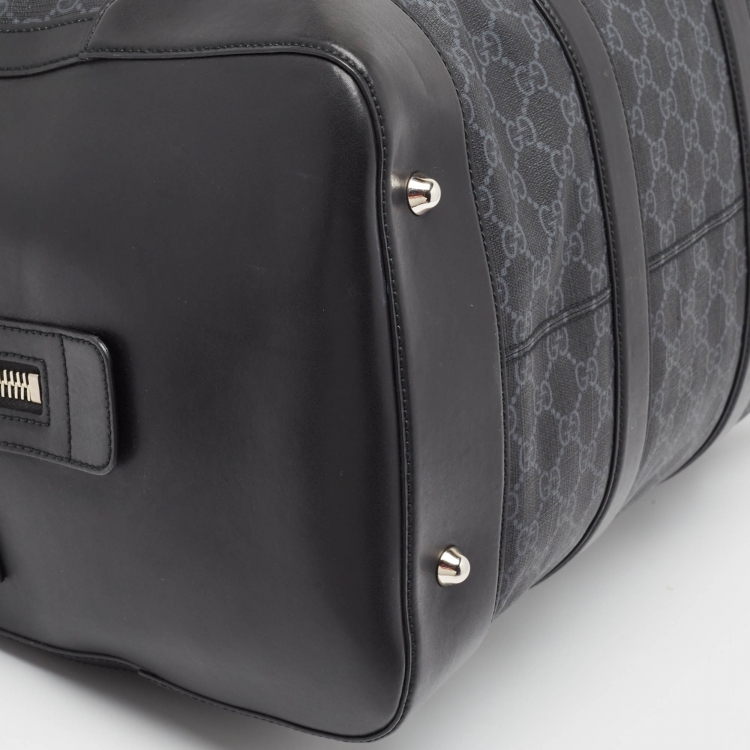 مملوكة مسبقًا Gucci Black GG Supreme Canvas and Leather Medium  Carry-On Duffle Bag