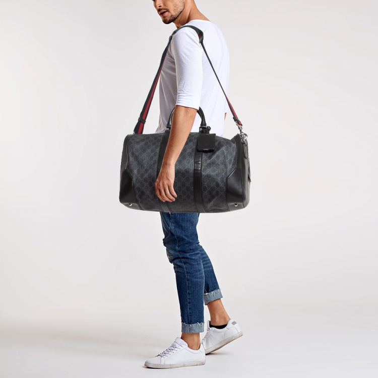 مملوكة مسبقًا Gucci Black GG Supreme Canvas and Leather Medium  Carry-On Duffle Bag