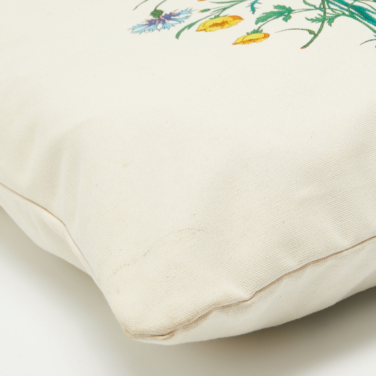 Pre Owned Gucci Off White Canvas Chateau Marmont Drawstring Laundry Tote