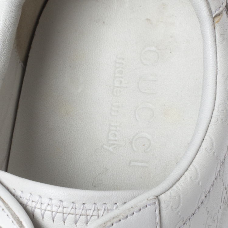 مملوكة مسبقًا Gucci White Micro Guccissima Leather Web Detail Sneakers Size 44.5