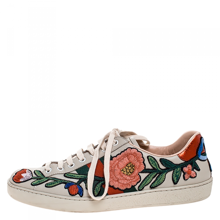 Gucci Cream Floral Embroidered Leather Ace Low Top Sneakers Size 41 Gucci |  TLC
