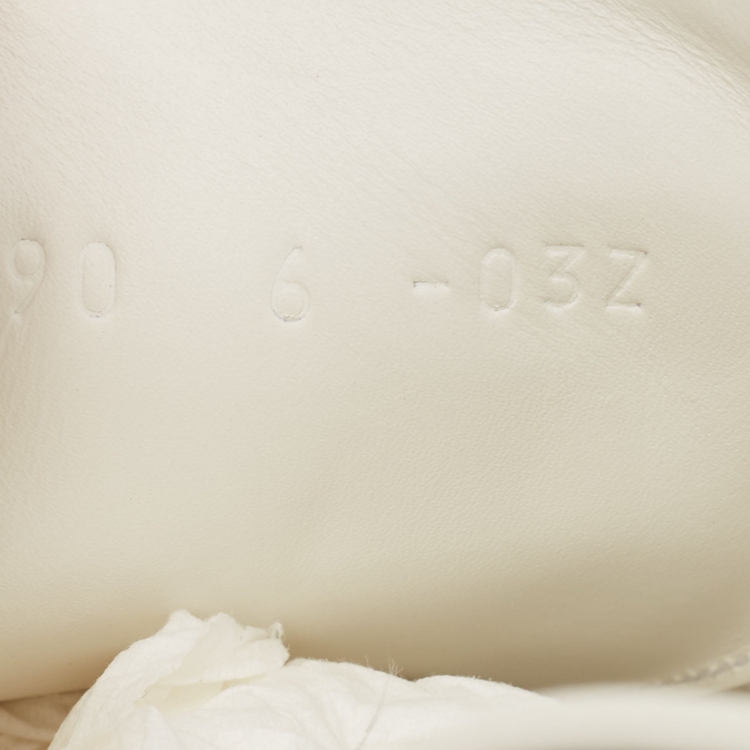 مملوكة مسبقًا Gucci White Leather Loved Embroidered Ace Sneakers Size 40