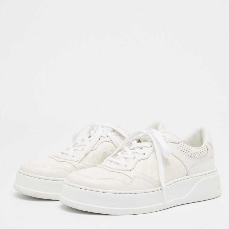 Pre Owned Gucci White Jumbo GG Embossed Leather Low Top Sneakers Size 42