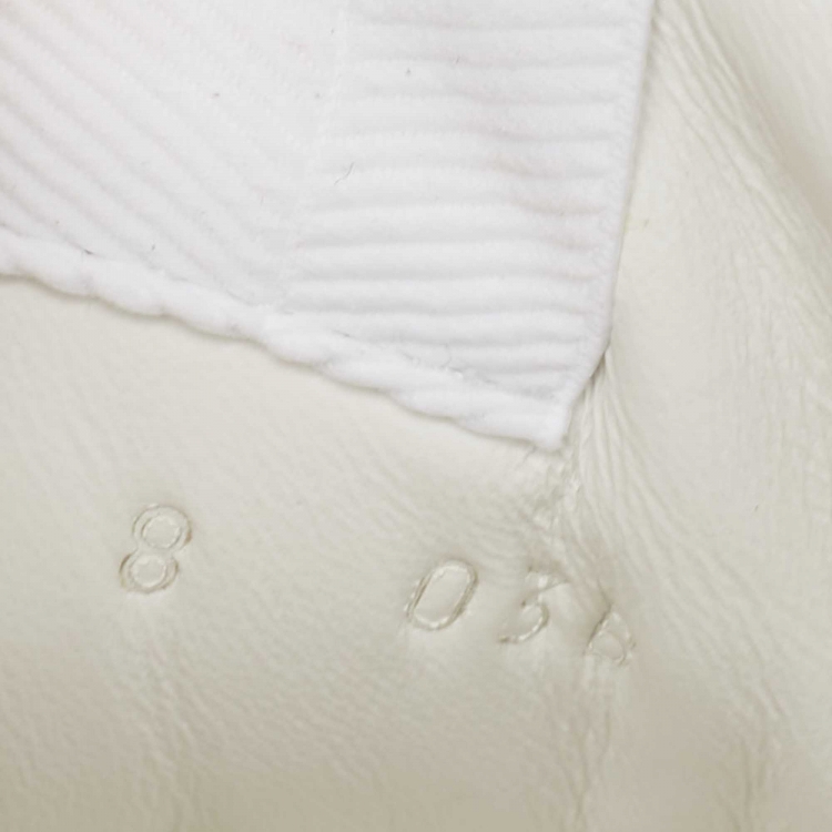 Pre Owned Gucci White Jumbo GG Embossed Leather Low Top Sneakers Size 42