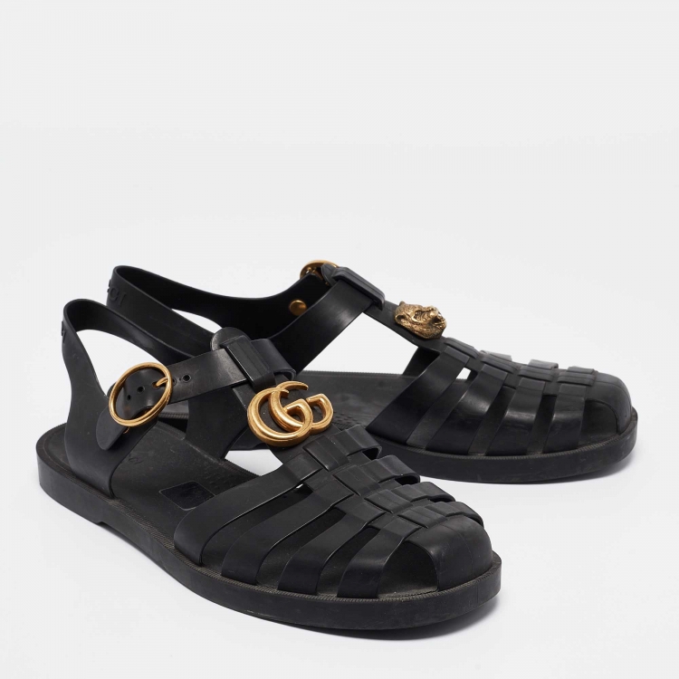 مملوكة مسبقًا Gucci Black Rubber Buckle Strap Sandals Size 42