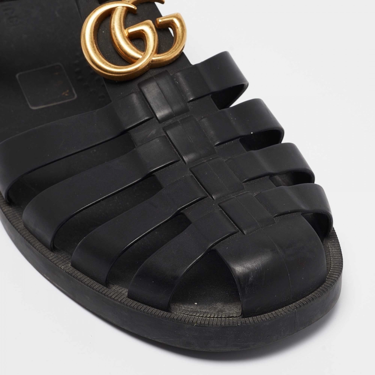 مملوكة مسبقًا Gucci Black Rubber Buckle Strap Sandals Size 42