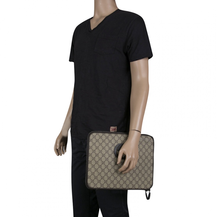 مملوكة مسبقًا Gucci Beige GG Supreme Canvas Interlocking GG Netbook Case