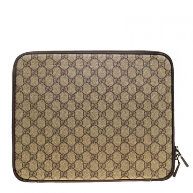 مملوكة مسبقًا Gucci Beige GG Supreme Canvas Interlocking GG Netbook Case