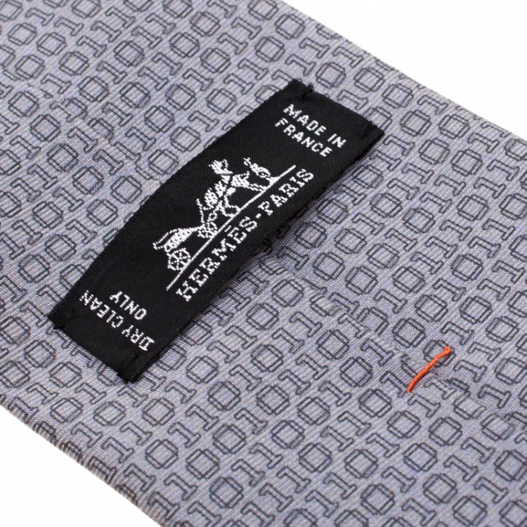 Pre Owned Hermes Anthracite Grey Digital Binary Print Heavy Silk Twill Tie