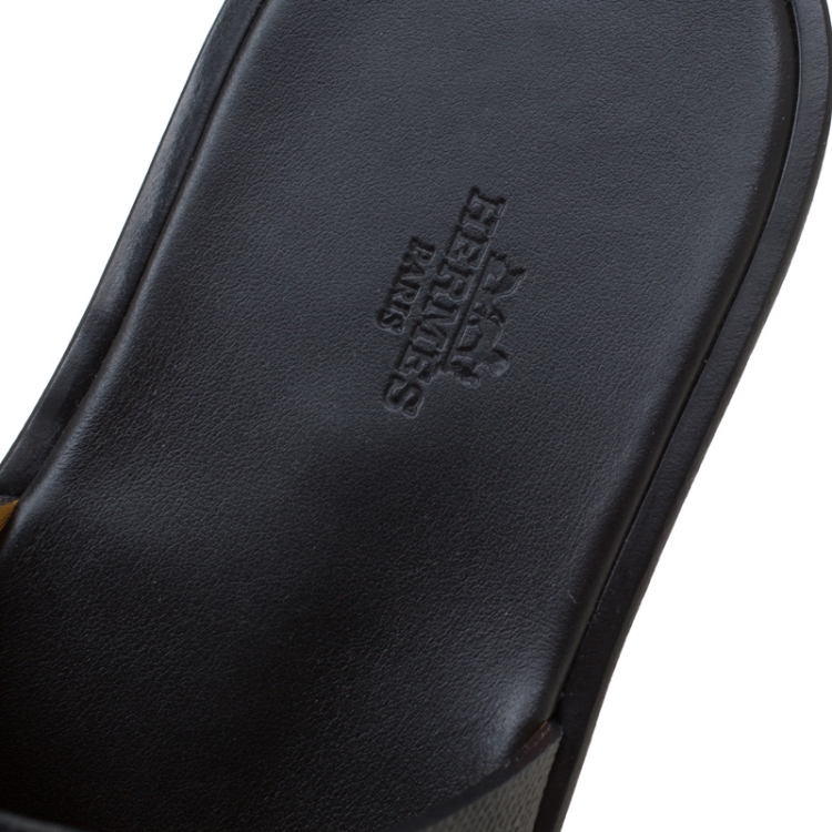 Pre Owned Hermes Black Leather Izmir Sandals Size 42.5