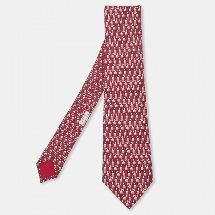مملوكة مسبقًا Hermes Pink Whimsical Horses Print Silk Classic Tie