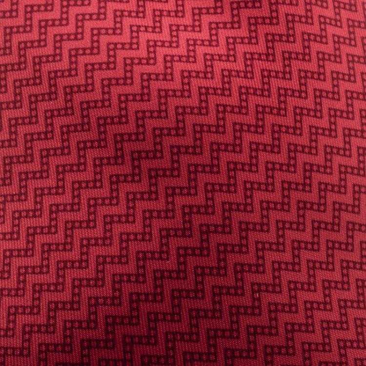 Pre Owned Hermes Red Zig Zag Pattern Silk Tie