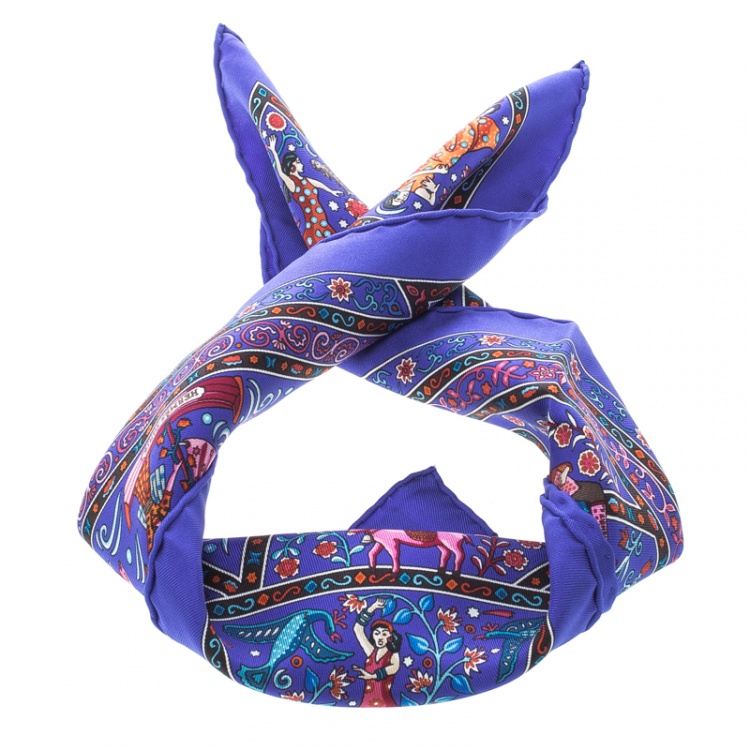 Pre Owned Hermes Blue Peuple Du Vent Printed Silk Pocket Square