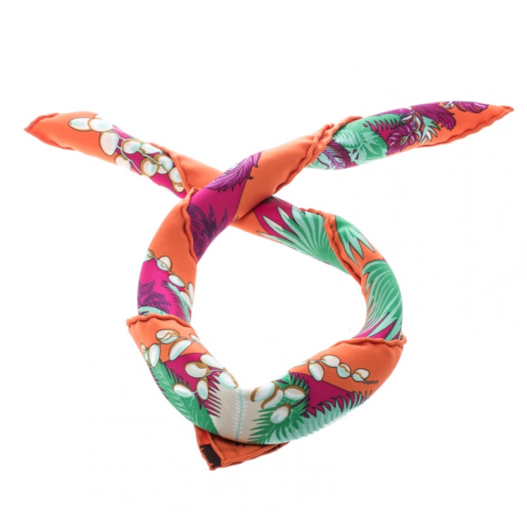 Pre Owned Hermes Multicolor Mythiques Phoenix Printed Silk Pocket Square
