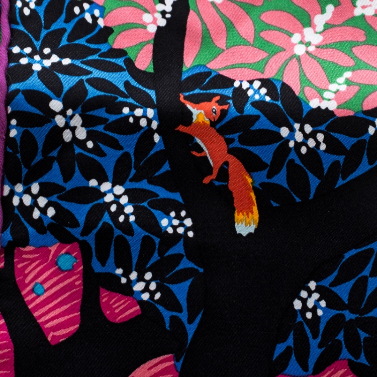 Pre Owned Hermes Multicolor Dans un Jardin Anglais Printed Silk Pocket Square