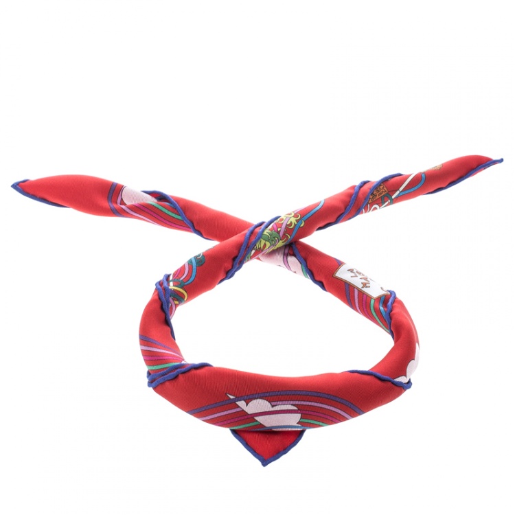 Pre Owned Hermes La Maison Des Carres Red Printed Silk Pocket Square