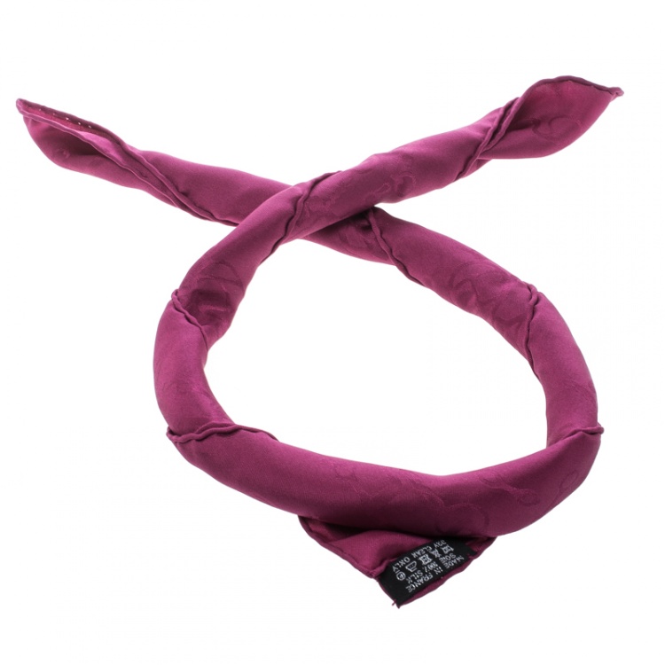 Pre Owned Hermes Magenta Pink Horsebit Pattern Silk Jacquard Pocket Square