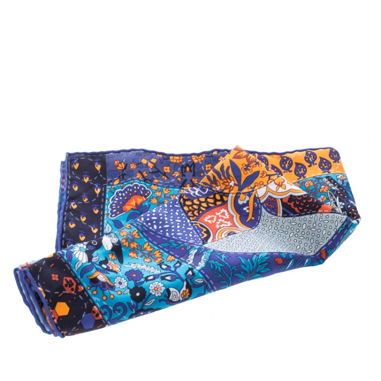 Pre Owned Hermes Pique Fleuri De Provence Printed Silk Pocket Square