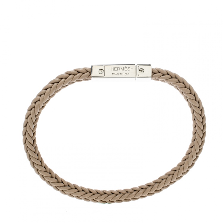 Pre Owned Hermes Joker Beige Swift Leather Palladium Plated Bracelet 19cm