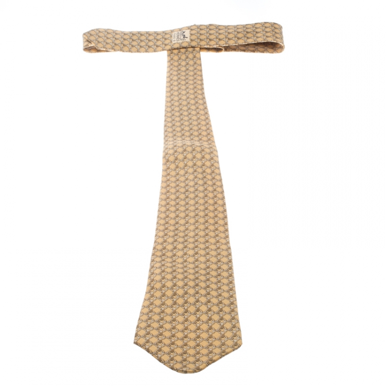 Pre Owned Hermes Vintage Pale Yellow Interlocked Chain Link Print Silk Tie