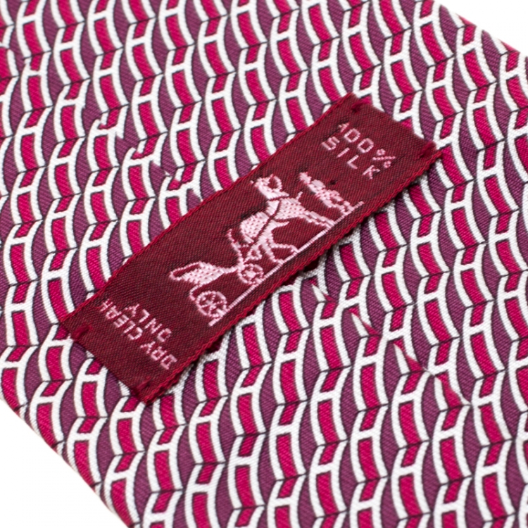 Pre Owned Hermes Burgundy Modern Geometric H Link Printed Silk Tie